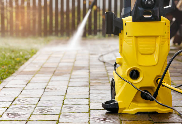 Best Gutter Cleaning and Brightening in Mcnary, AZ